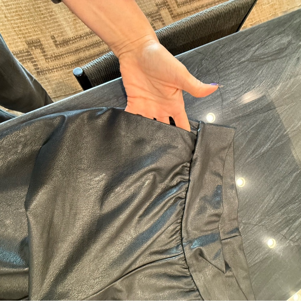 Commando Black Faux Leather Joggers - Picture 4 of 7